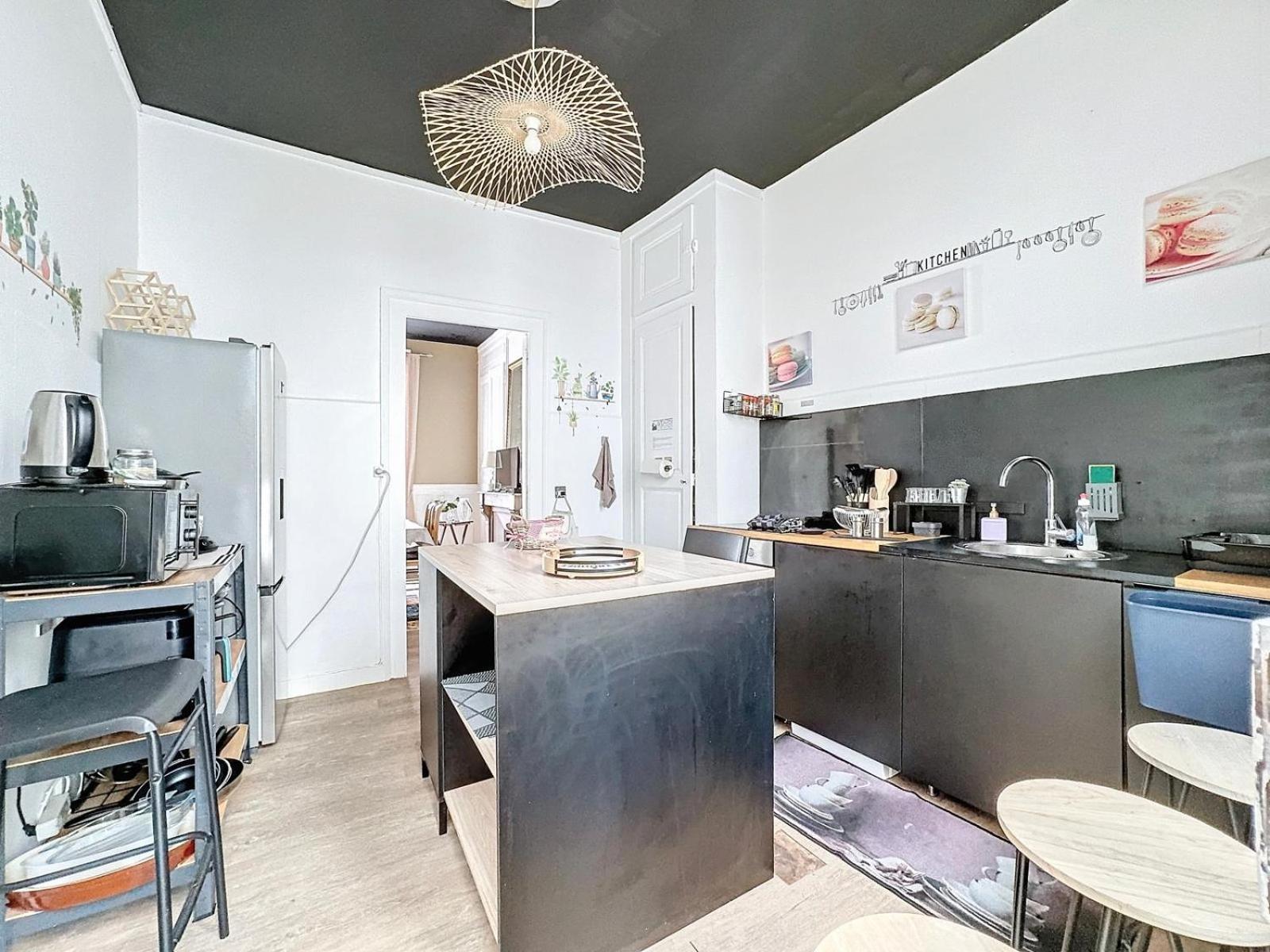 A1 Champagne Residence - 200 M2 14 Personnes 2 Toilets 4 Showers - Hyper Centre - Chalons En Champagne 外观 照片