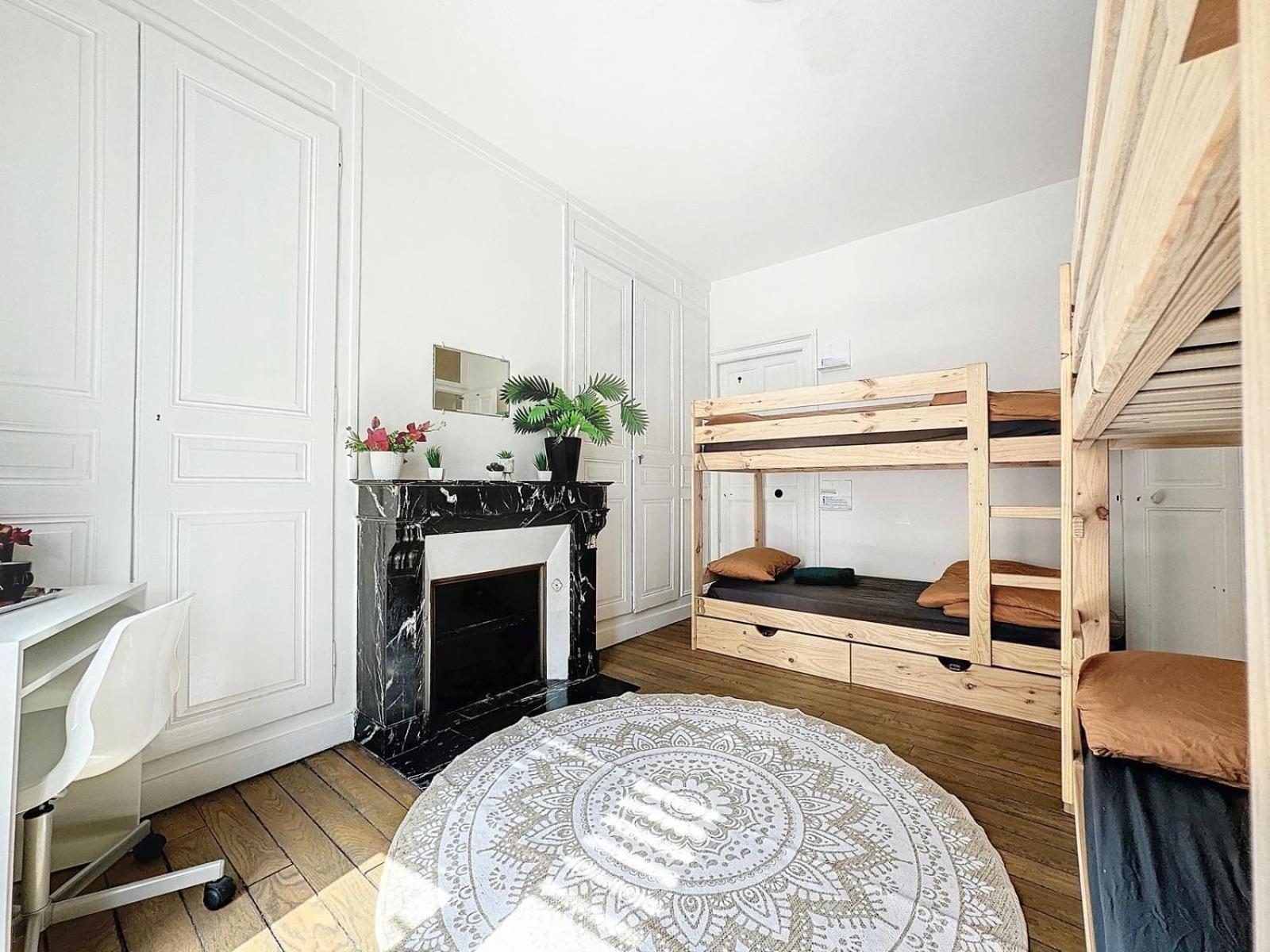 A1 Champagne Residence - 200 M2 14 Personnes 2 Toilets 4 Showers - Hyper Centre - Chalons En Champagne 外观 照片